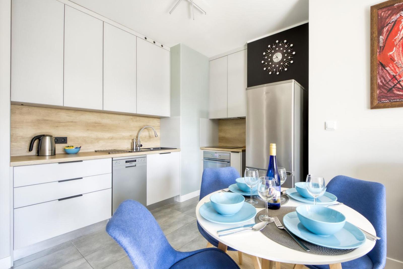 Apartment Night Metro Plocka