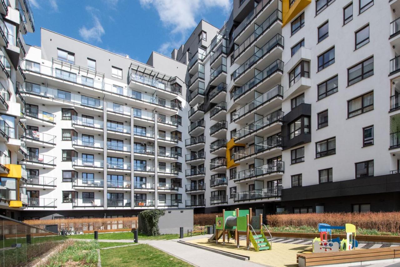 Apartment Night Metro Plocka Warschau